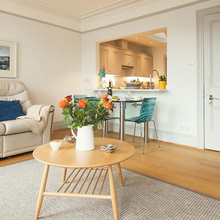 Appartement Harbour Living à Dartmouth Extérieur photo